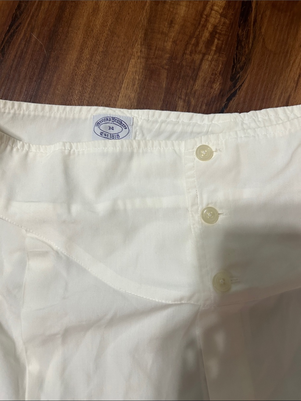 Brooks Brothers White Women's Bermuda Shorts